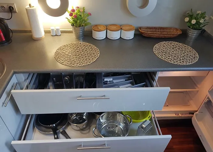 Pod Jasna Gora - 3 *