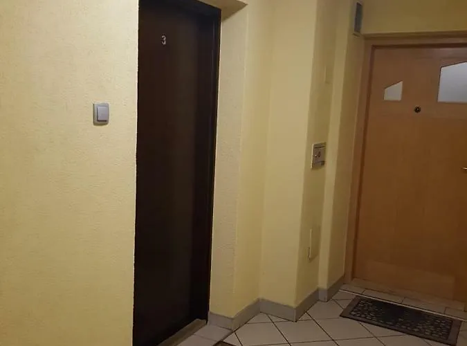 Pod Jasna Gora - 3 *